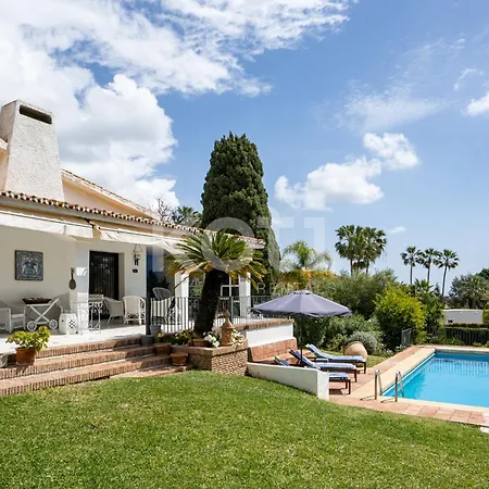 Vila Koti - Geranios Marbella